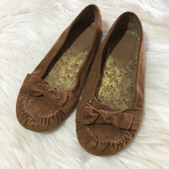 Brown Flats! - Picture 1 of 1
